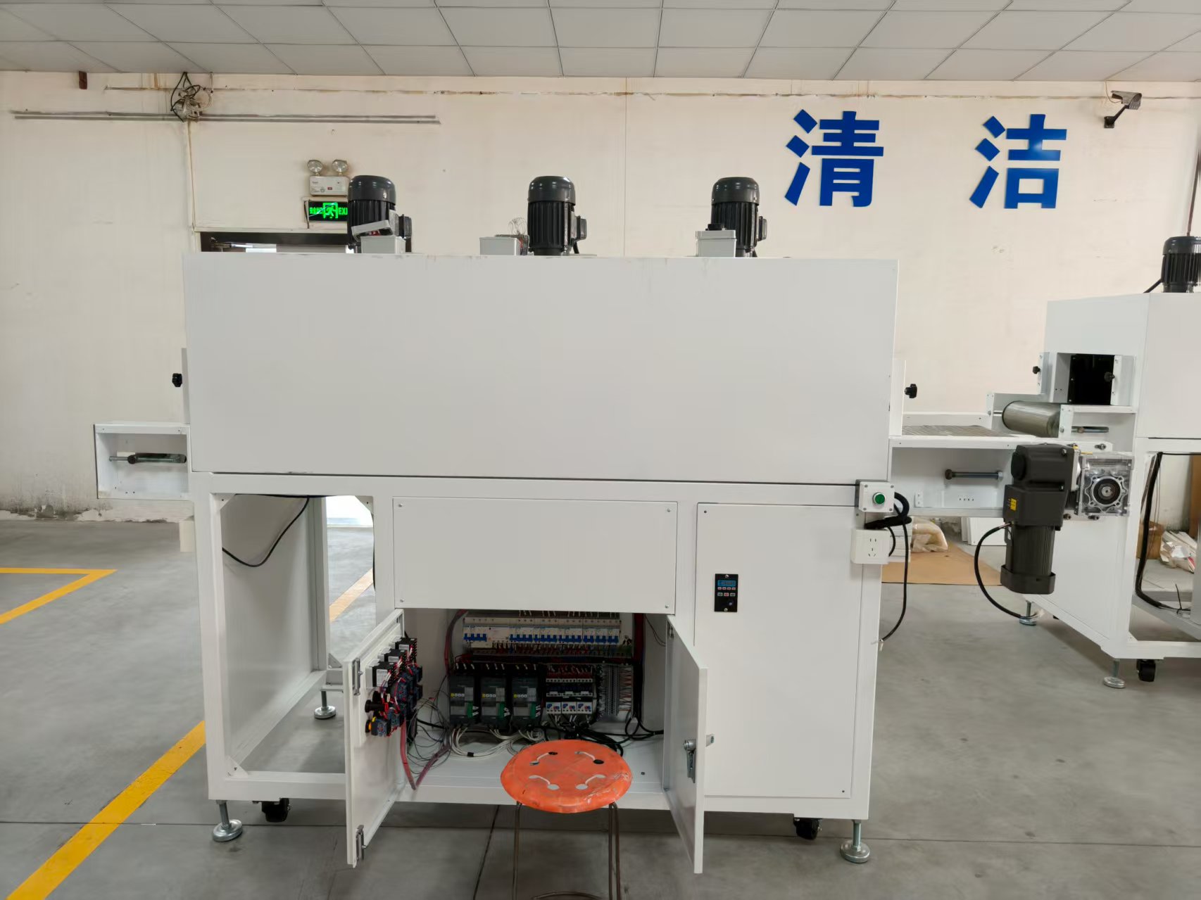 套膜收缩隧道炉热风循环系统堵塞导致加热效率下降